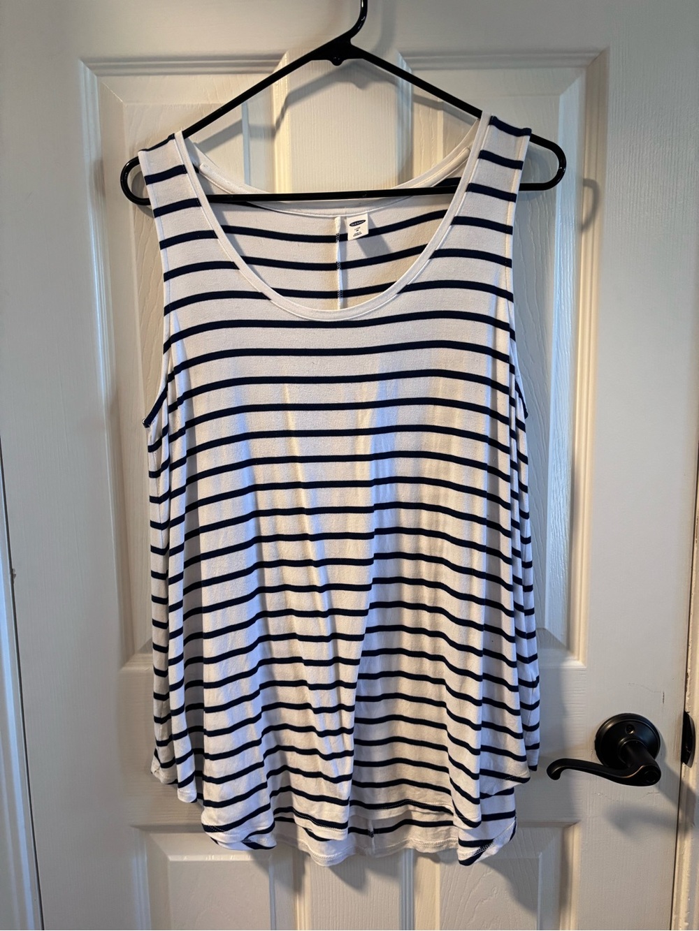 Old Navy Striped White and Navy Sleeveless Tank Top